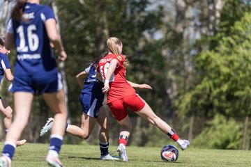 Bild 101 - wBJ Hamburger SV - Hertha BSC : Ergebnis: 5:2